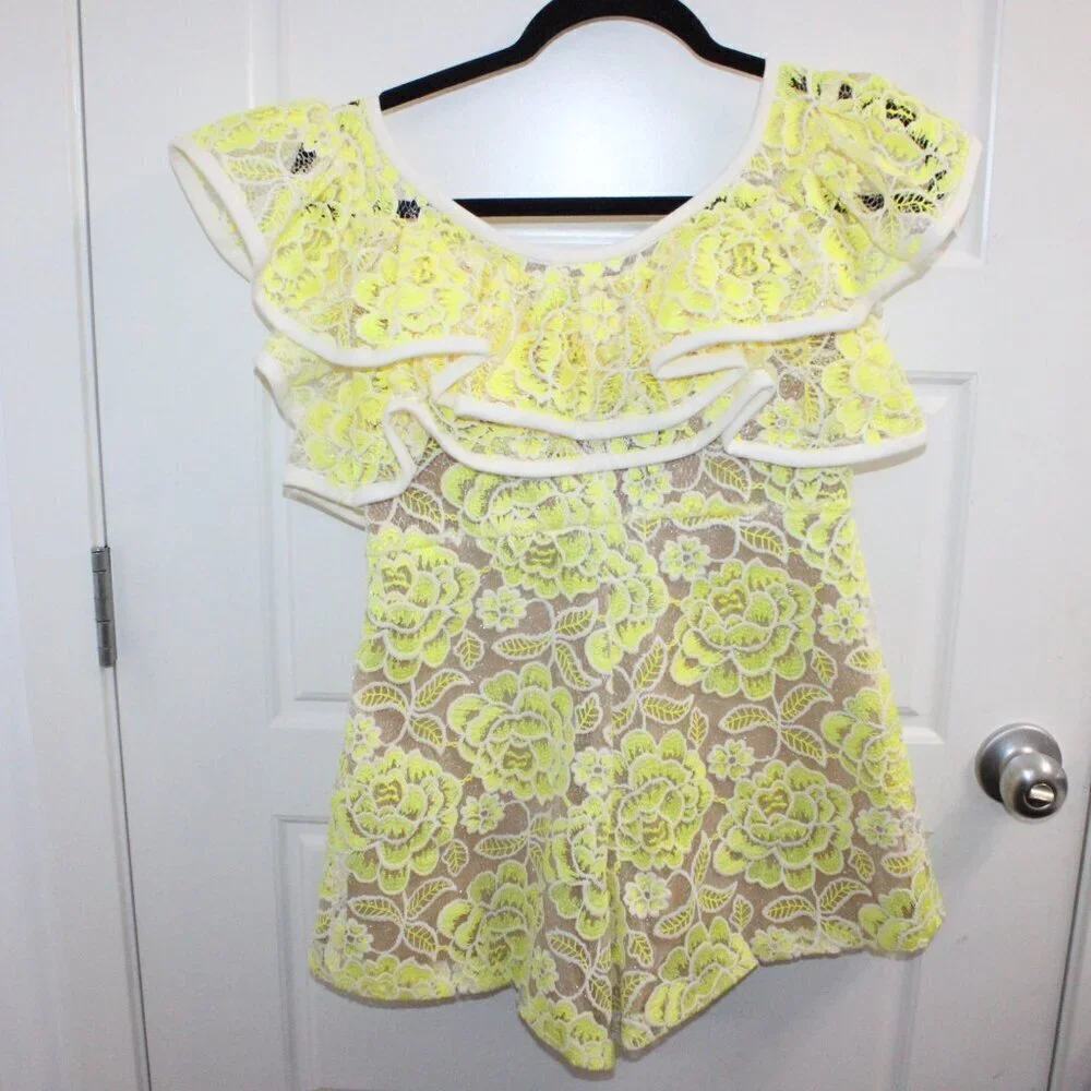 Alexis Yellow Floral Lace Romper - Picture 4 of 4
